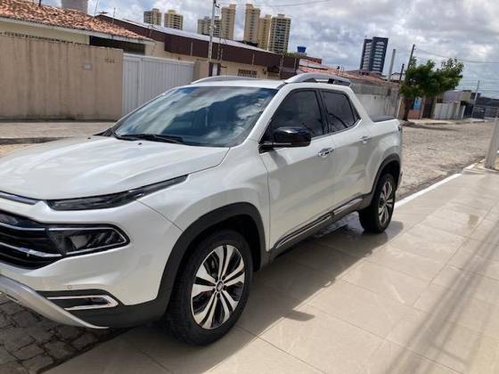 FIAT TORO 2.0 16V TURBO DIESEL VOLCANO 4WD AT9 FIAT TORO 2.0 16V TURBO DIESEL VOLCANO 4WD AT9